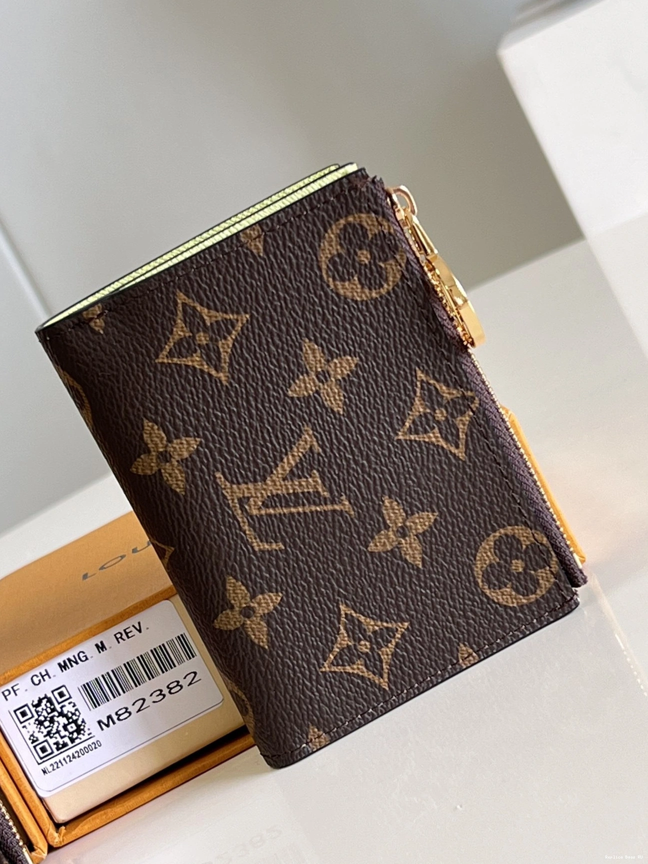 Affordable Vuitton Louis Lisa Wallet 0805